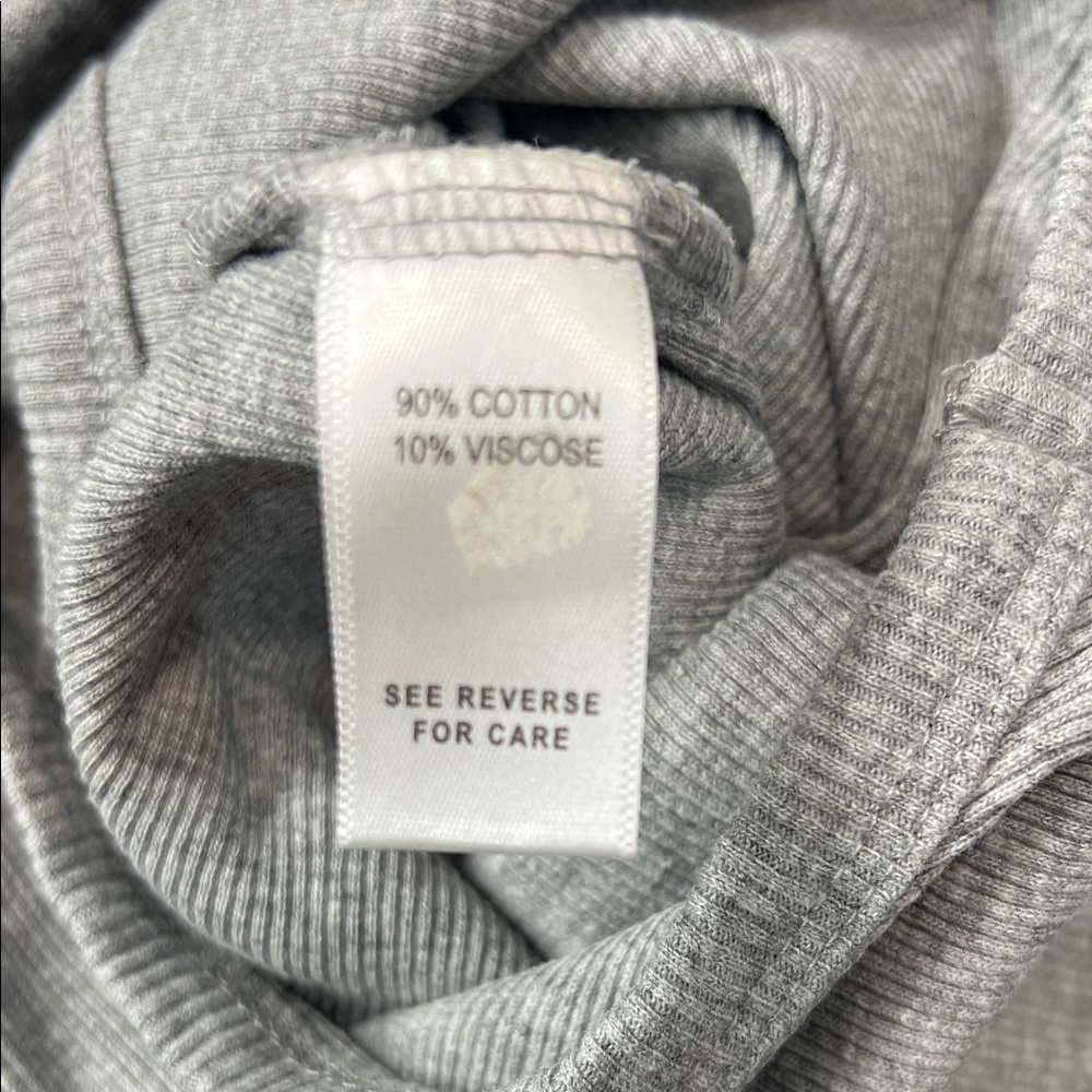 Fitz + Co Gray Ribbed Tank Top - Picture 4 of 4